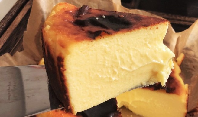 深圳西点烘焙教你巴斯克芝士蛋糕怎么做？